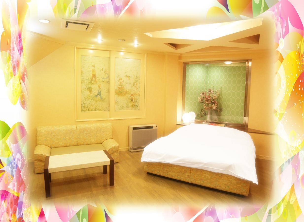 Kyoto Hotel Crown (Adults Only) Eksteriør bilde